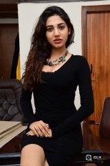 Sonakshi Singh Hot Pics